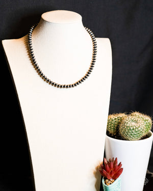 Open image in slideshow, 8mm Navajo Pearl Saucer Necklace
